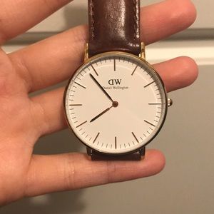 Daniel Wellington brown leather strap watch